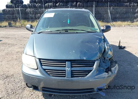 2007 Dodge Grand Caravan Sxt from USA, damaged, VIN 2D4GP44L97R131002
